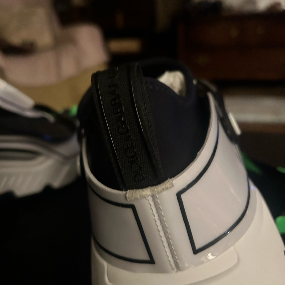 Size 42 men’s Dolce & Cabbana tennis shoes. - Picture 5 of 5